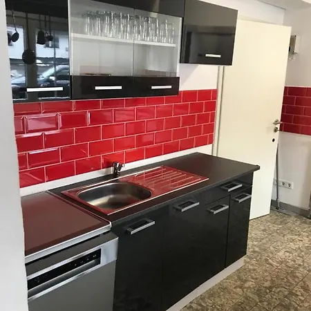 Ferienhaus Astenblick - Ideal Fuer Weihnachtsfeiern Und Familienfeiern Bietet Schlafplaetze Fuer Bis Zu 35 Personen *