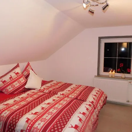 Ferienhaus Astenblick - Ideal Fuer Weihnachtsfeiern Und Familienfeiern Bietet Schlafplaetze Fuer Bis Zu 35 Personen *