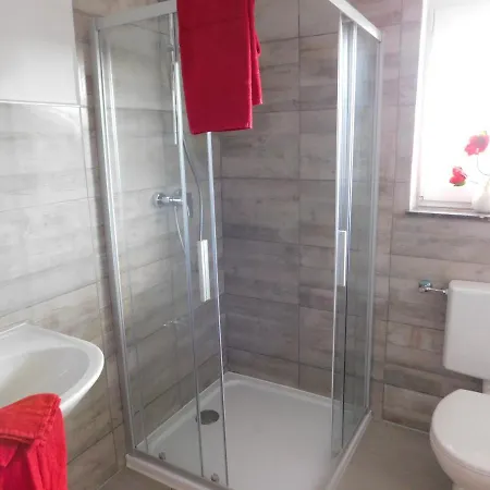 Holiday home Ferienhaus Astenblick - Ideal Fuer Weihnachtsfeiern Und Familienfeiern Bietet Schlafplaetze Fuer Bis Zu 35 Personen *