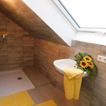 Holiday home Ferienhaus Astenblick - Ideal Fuer Weihnachtsfeiern Und Familienfeiern Bietet Schlafplaetze Fuer Bis Zu 35 Personen