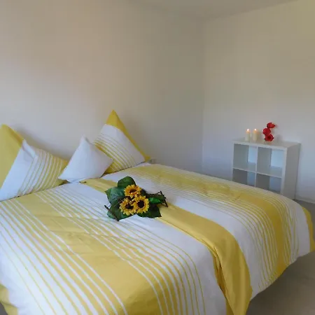 Holiday home Ferienhaus Astenblick - Ideal Fuer Weihnachtsfeiern Und Familienfeiern Bietet Schlafplaetze Fuer Bis Zu 35 Personen